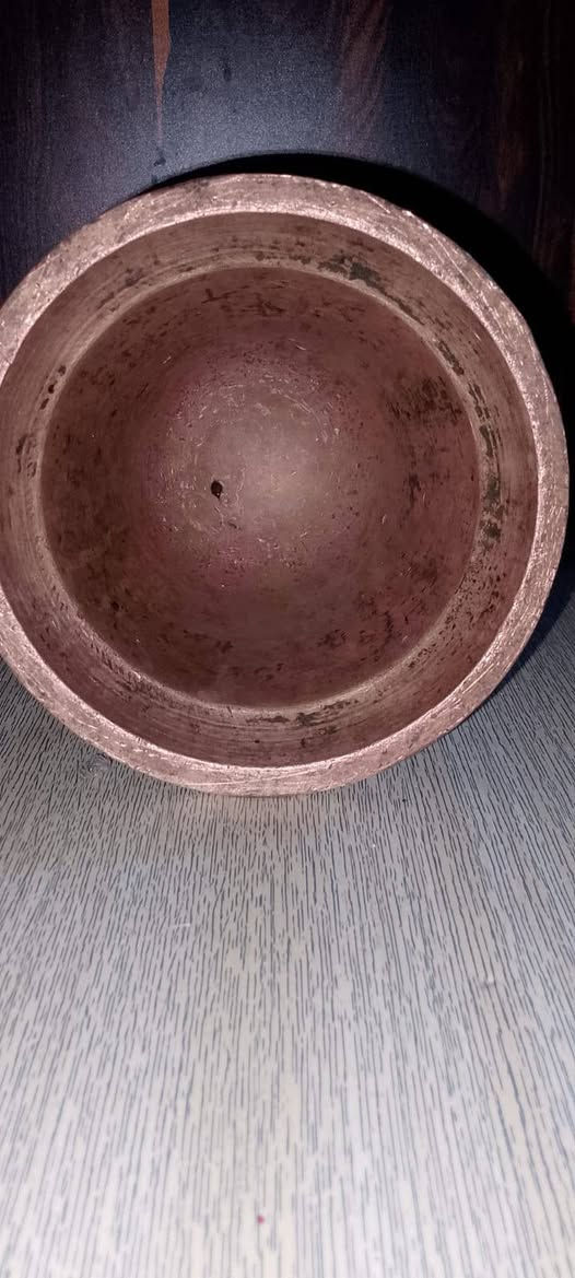 ألسلام عليكم هاون للبيع
هاون للبيع بدون يده ختم بل هاون ألطول 17 عرض 17 
عنواني بصره  رقم تليفوني 
هـ(***********
