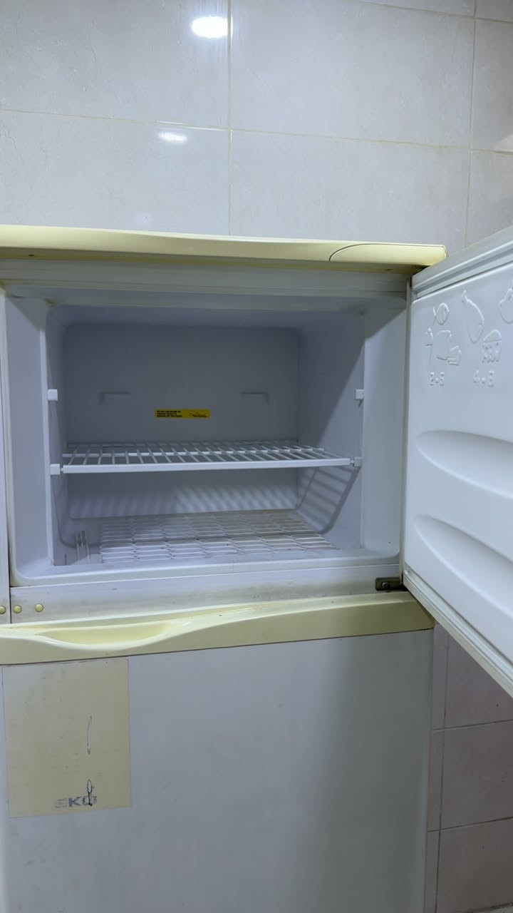 ثلاجة بيكو للبيع جديدة ونضيفة وبدون تصليح السعر 160


**إذا كنت صاحب هذا الإعلان وتريد حذفه لأي سبب، رجاءا أرسل رسالة إلى الدعم الفني**