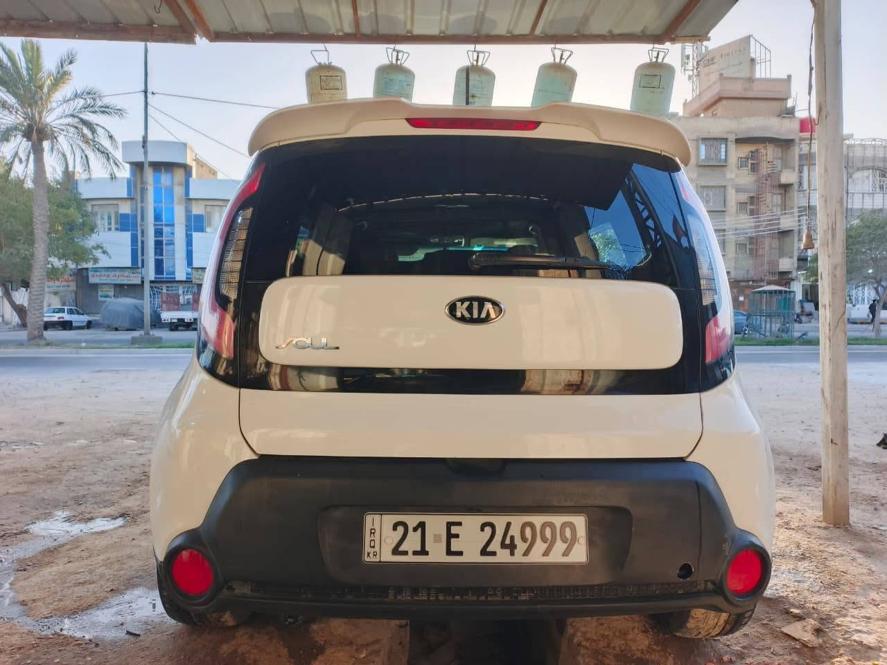 كيا صول موديل 16
سياره محركه 1600
سياره وارد كلين بدون ضربه (مابيه حادث مكفوله) صور امريكا بالمنشور
مكان السياره كربلاء 
جاهزه السياره من كلشي ما تصرف عليه اي ربع 
السعر 115 وبيه مجال حك الجيه  
للاستفسار*********** بي واتساب (اخوان الي مايعجبه السعر هل يعبر المشنور)
