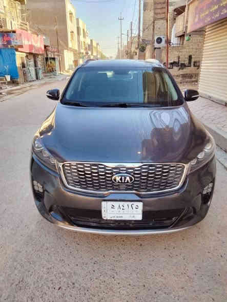 السلام عليكم
عندي سورنتو  2016
وارد امريكي Gdi 4 سلندر
ماشيه 114
الضرر : الجاملغ الامامي مبدل والخلفي مصلح
متوفر سونار السياره
5راكب غرفه نظيفة شاشه جبيره تدعم كاربلي وتدعم شاحن 12 V 
لد + تخم زنون سياره بلاديه
تخم تاير + باتري جديد 
السياره نظيفه مال بيت 
ماناقصه برغي كامله حتى العده   السياره 3 انظمه قياده ( سبورت ، نورمل ، ايكور ، ) 
الهاتف ***********
والسعر 153
