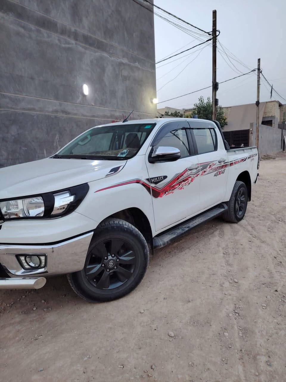 سلام عليكم بيكم فورويل للبيع موديل 2019 سنويه جديده بسمي سياره مكفوله عدا بارد موضع ب
السونار رقم بغداد السعر 260 و بيها مجال  ماشيه 170مكان السيارة بغداد حي النصر للاستفسار ***********//***********
