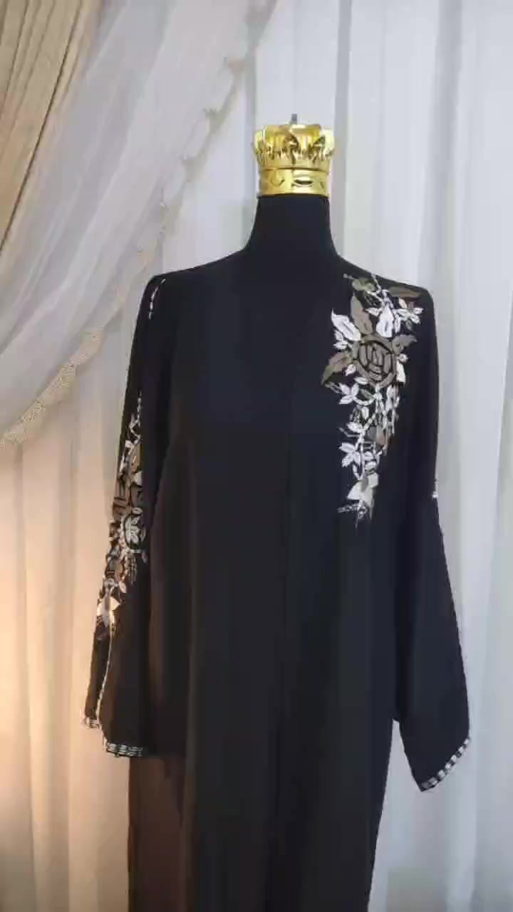 عبايه سوبر خليجي نظيفه جدا 💯
سواد فاحم الخامه انترنيت 
فري سايز 
الطول ١٦٥-١٧٠
#عبايات
#ملابس


**إذا كنت صاحب هذا الإعلان وتريد حذفه لأي سبب، رجاءا أرسل رسالة إلى الدعم الفني**