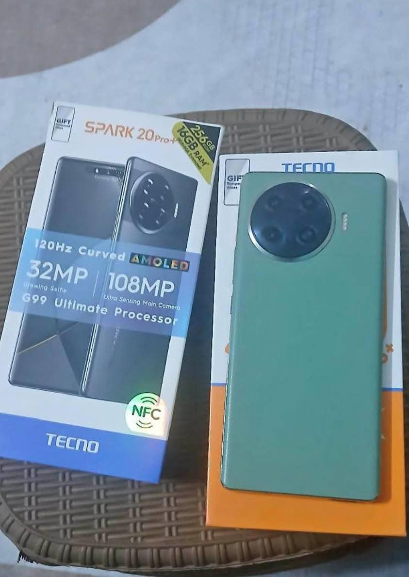 Tecno spark 20 pro plus
معاه حجتو كلها 
علبه+شاحن+جراب سيليكون اسود 
مساحه 256+8رام 
بطاريه 5000ملل 
شاحن سريع  بيشحن اقل من ساعه ⚡ 
 
شاشه كيرف 120هرتز امولد 
ضهر جلد 
استعمال شهور مكملش سنه


**إذا كنت صاحب هذا الإعلان وتريد حذفه لأي سبب، رجاءا أرسل رسالة إلى الدعم الفني**