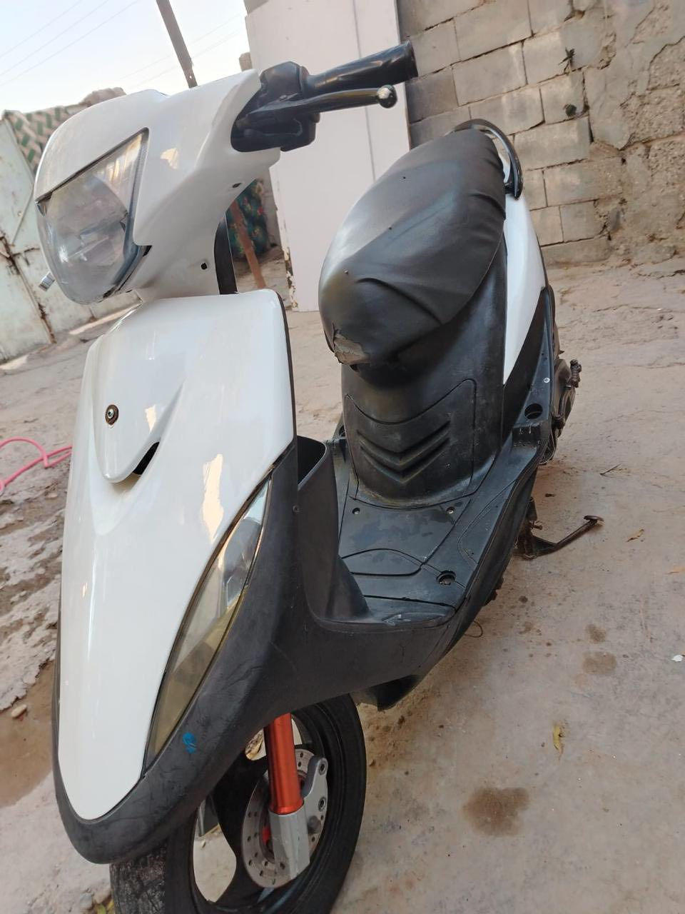 مكلف بالنشر ماكس للبيع بوشة ٤٩ دراجة نضيفة مكينتها زينة كهربائيات شغالة سعر ٥٠٠ وبيها مجال 
***********
