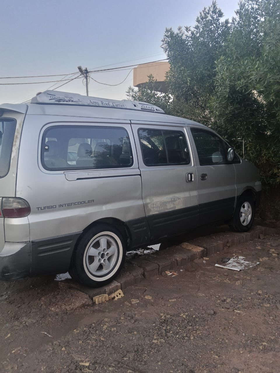 من رخصه الادمن ستاركس 2007 سياره مصفره هيئه ومرور رقم نكليري بغداد بسمي كهربائيات من الدعاميه للدعاميه كلها شغاله مكانها ابو غريب معروضه ب70 وبيها مجال بسيط باقي تفاصيل اتصل وميكون خاطرك اله طيب هـ***********//*********** اني مكلف بل نشر
