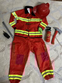 زي اطفاء • طقم كامل • ٦-٧ سنين