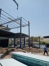 نعمل جميع انواع الحداده جملونان طبكات هياكل حديد  صقايف كيس بان  كرفان...