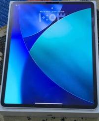 ايباد 11 برو • ٢٥٦ • M2