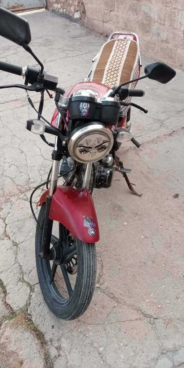 سلام عليكم..
موطور هايوشه اريد مراوس بسيفان او سولنك 
وذه نضيف عادي انطي فرق 
موديل 2017


**إذا كنت صاحب هذا الإعلان وتريد حذفه لأي سبب، رجاءا أرسل رسالة إلى الدعم الفني**