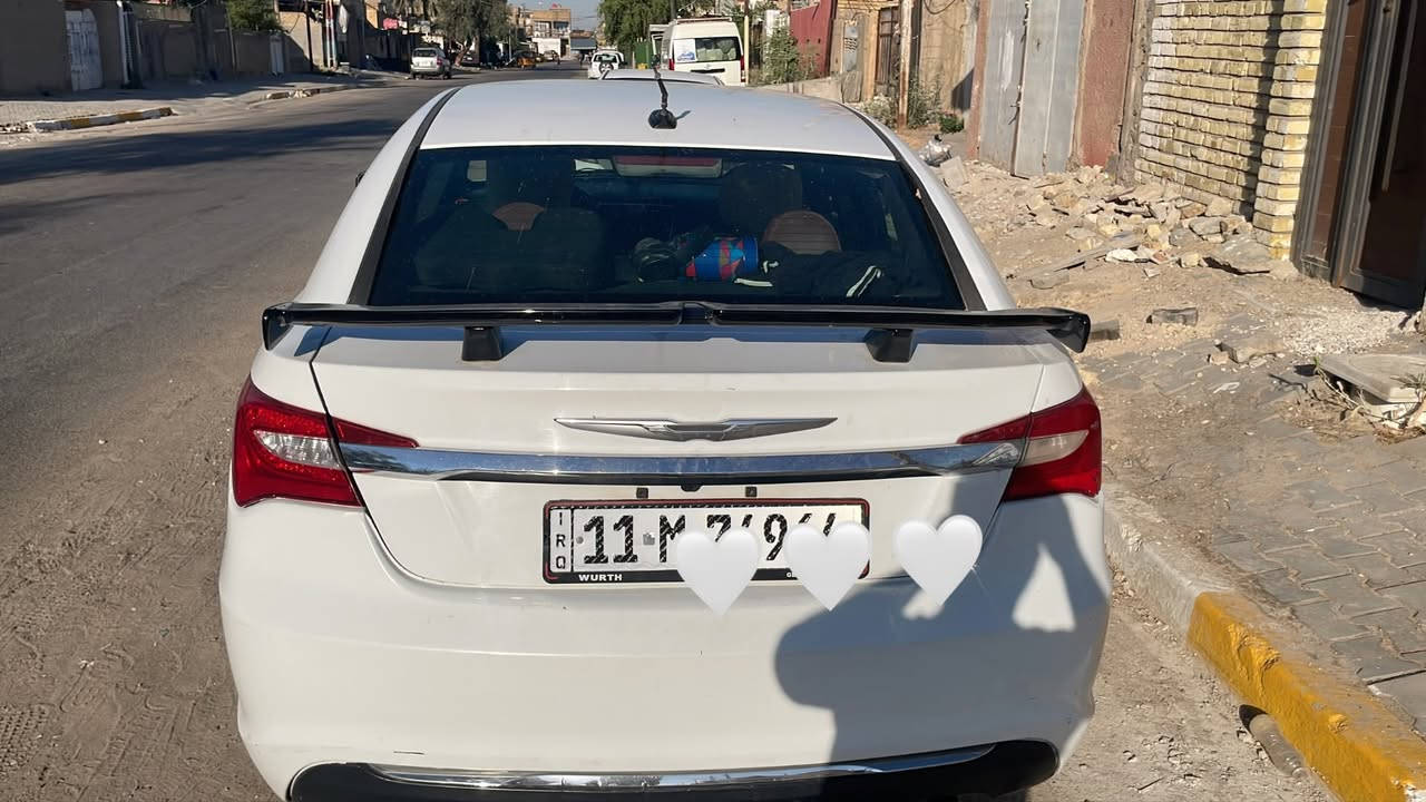 السلام عليكم اعادت النشر بسبب الوعود الكاذبه 
C200 موديل ١٣ 
السعر 65
***********

