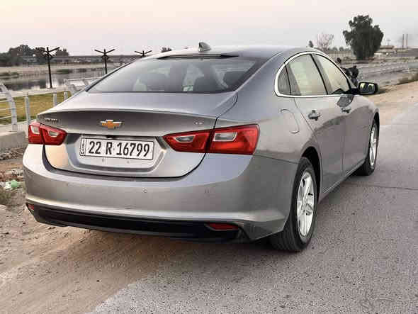 ماليبو 2023 LT  مرقم شمالي  
بجم كبس
كير مكينه حدادية تايرات تبريد كله بلادي مكفول
ماشيه 27 الف
تبريد قطعتين
رادار امامي بريك طوارئ
بصمة
كشن سايق كهرباء 
كشنات امامي تدفئه
سيارة جدا نظيفه وناعمه جدا
السعر 135
للتواصل 
*********** اتصال او واتساب
