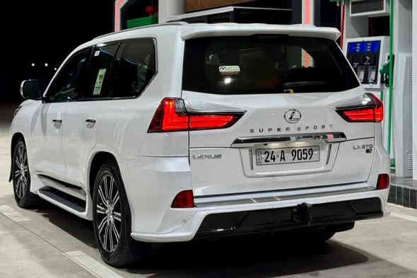 لیگزز LX 570 مۆدیل 2018 سوپەر سپۆڕت بڕێمی 
دەعامی بۆ دەعامی بەشەرت 
5 کامێرا  داتاشۆ 
حاسەی پێش و پشتی  ڕادار 
خەتی جادە  ناو سوور  کوشن خەزن 
کوشن سارد و گەرم 
مەکینەی 5.7 V8
شاشەی دواوەی  جەگ 
هەموو گیانی بەشەرت 
هیچ مەسرەفێکی تێدانیە  زۆر پاک و خاوێن 
لەسەر دەقی شەریکە ماوەتەوە 
ڕەقم و سەنەوی نوێیە 

سـعـر : لە کۆمێنت داوابکە ڕاستەوخۆ بۆت دێت 📥 

گێر و مەکیەنەی بەشەرت 
هیچ کێشەیەکی تێدا نییە 

ژمارەی خاوەنەکەی 
***********
***********
***********
وەتسئاپ
