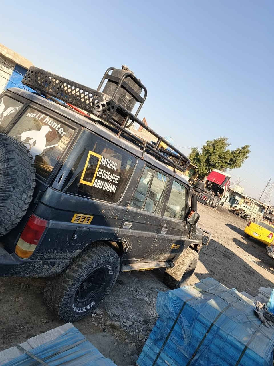 اسلام عليكم برادو موديل91 مكينه بطه وكير مال برادو حديث كير عادي مكينه وكير نعمه من الله سياره حداديه 50/100 عليه تاير جبلي وسبيسرات  كهرباءيات شغاله  سنوياه كارتونيه معامله مالته كامله وقرصه طالع راعيه موجود رقم ميسان السياره بل عماره  سعر 45  //***********
واتساب ***********
