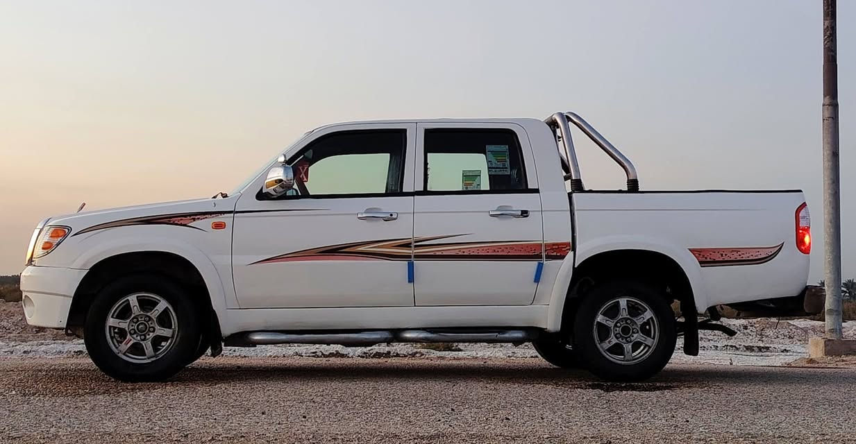 بيكم شيري 2012 مكفوله من ضربه وتبديل رقم بغداد انكليزي بسمي سنويه مجدده 2030 داخله هزاز مكينه كير اكسن حداديه كله عل شرط تبريد🥶+تتدفئه كله شغاله  كهربائيّات كله شغاله سياره جديده بمعنه الكلمه
السعر(47) بيه مجال لشراي يتصل ***********.... 
مكان نجف مناذره...
