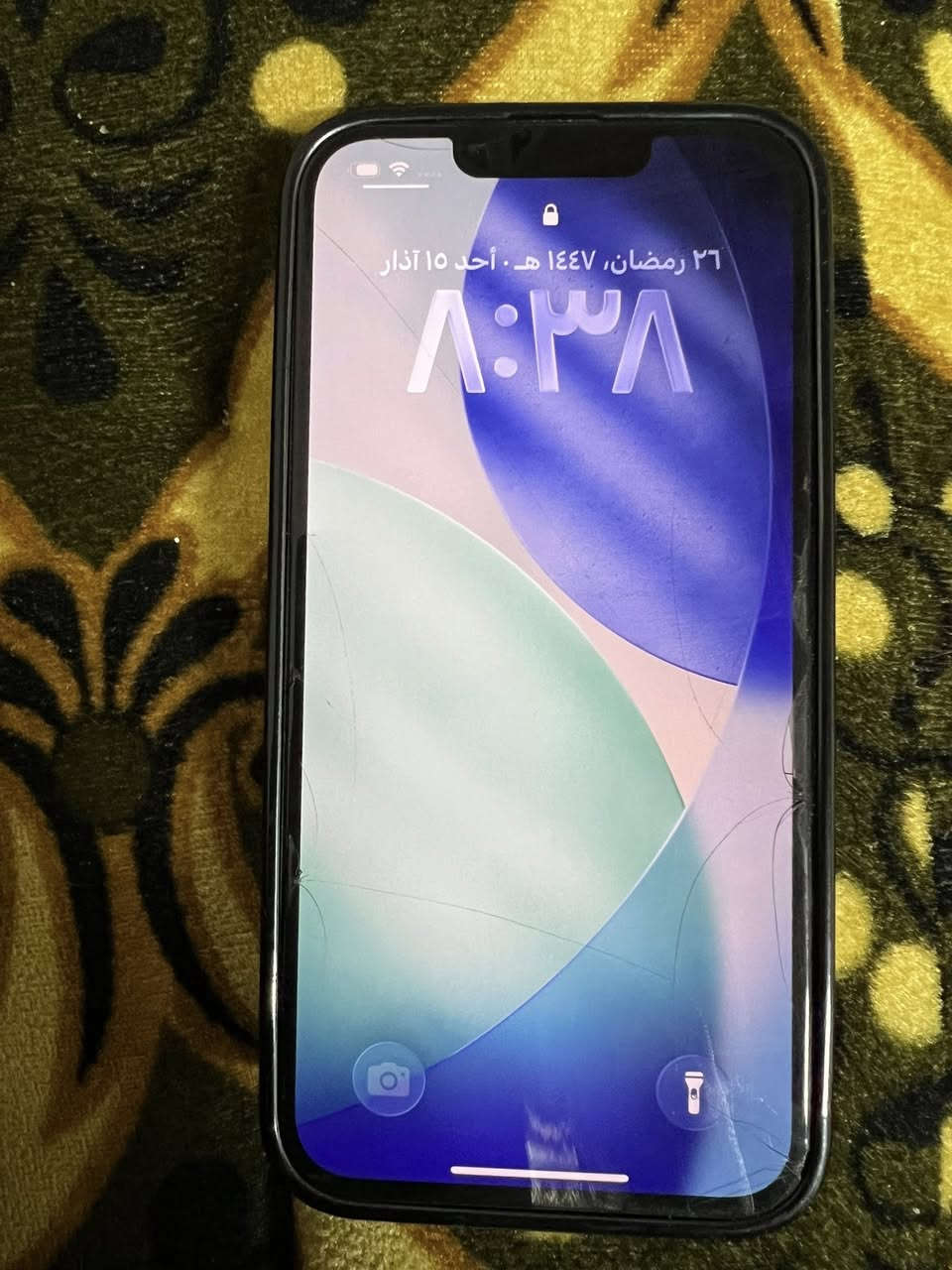 ايفون 13 ذاكره 256 بطاريه 75 بلاديه مكفول وضع شركه شاحنته ويا مايصرف سعره 350 مجال بسيط ***********
