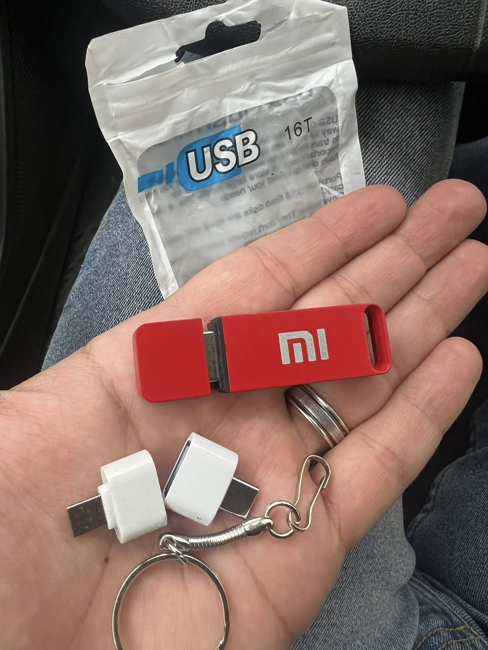 متوفر فلاشات ثلاث قطع ادفعلي سعر وبالعافية وشرط الفحص…


**إذا كنت صاحب هذا الإعلان وتريد حذفه لأي سبب، رجاءا أرسل رسالة إلى الدعم الفني**