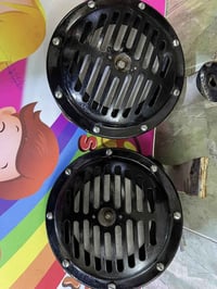 سلام وعليكم هورن بوش ايراني للبيع مستخدم قليل 07710020725