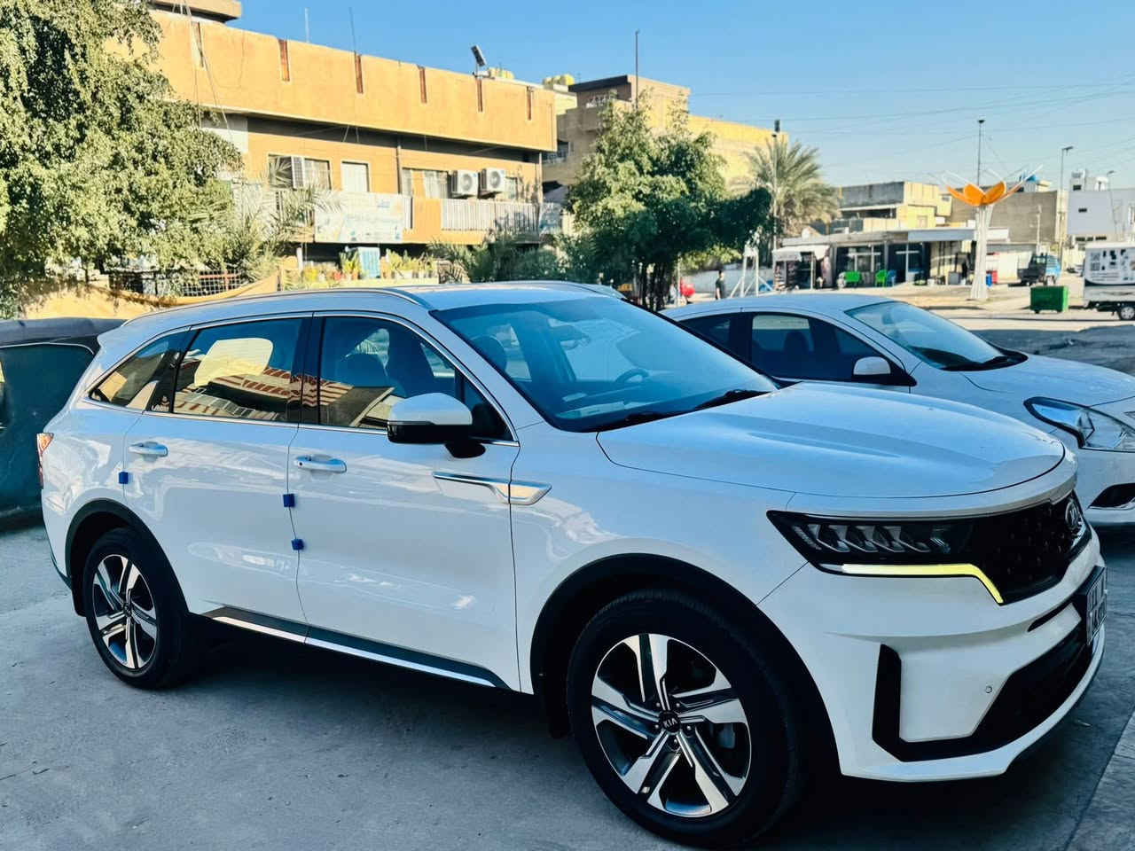 السلام عليكم سورتنو2021 رقم بغداد نكليزي
فول موصفات عده البنوراما سياره 6 سلندر سبعة راكب 3 قطع تبريد مري شفط جنطه كهربائي  كامرة حساسات  شاشة كبيرة كشنات جلد شحن واير ليس السياره كفالة عامة من ضربة وصبغ وتبديل عدا بارد  
كير مكينه حداديه 

سونار مرفق معه الصور 

  
السعر 258 بيه مجال  

مكان سياره بغداد 

الاتصال ***********
