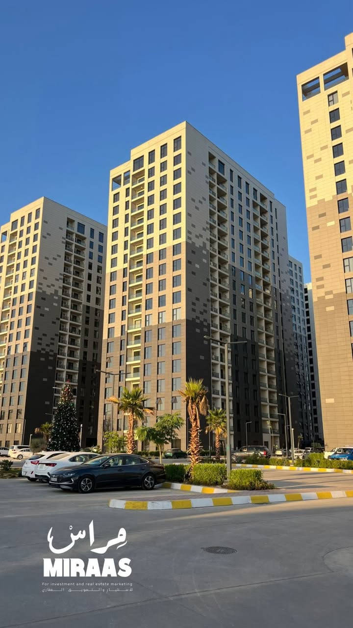 📍 العنوان: مجمع مارينا السكني
📐 المساحة: 178 م²
🏗 البناية: B2

التفاصيل:
 • 🛏 عدد الغرف: 3
 • 🚿 عدد الحمامات: 3
 • 🌆 إطلالة جانبية على السيدية والبوليفارد
 • 🆕 حالة الشقة: جديدة
 • 🔑 مستلمة وجاهزة للسكن

📞 للاستفسار:
***********
