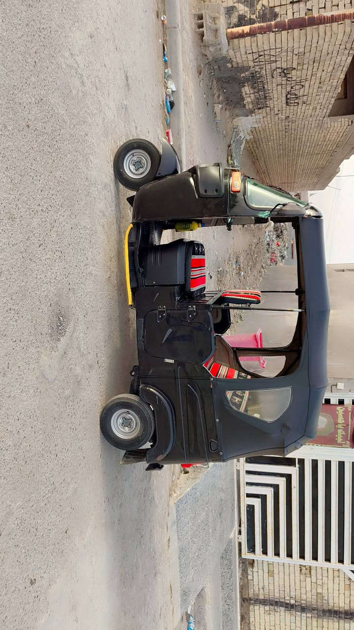 سلام عليكم
‏
‏💲تكتك للبيع 
‏
‏✅موديل : 2022/12/12 محسوبه على ال 23
‏
‏📣مرقم رقم انگليزي سنويا بسمي تحويل ثاني يوم 
‏
‏❇️سعرها : 9 مليون وبيها مجال شي قليل جداً 
‏
‏تواصل والاستفسار : *********** 📞
