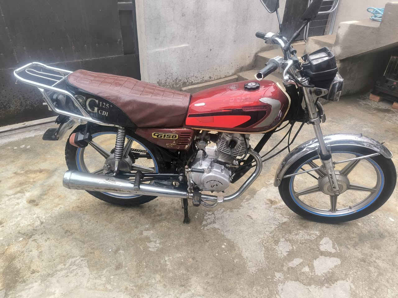 سلام عليكم 4كير للبيع او مروس 5كير سعره 325وبي مجال ***********
