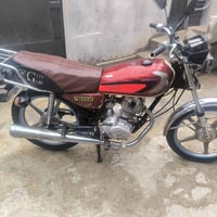 4كير للبيع او مروس 5كير سعره 325وبي مجال 07709328204