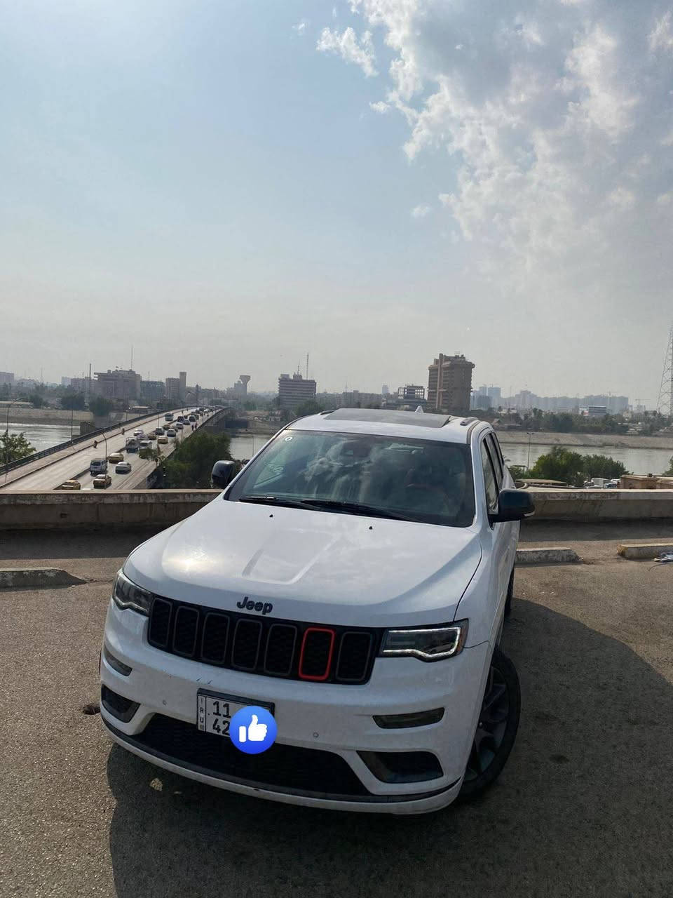 السلام عليكم اخوتي رمضان كريم 
للبيع او للمراوس بشي اقل
 جيب اوفر لاند موديل 2021 وارد امريكي🇺🇲 🇺🇲

رقم بغداد الدولي ب أسمي 

ماشية 73 الف ( كيلو )

حادثها مثل ما موضح بالصور بدون ايرباك بدون دواخل حتى الراديتر نفسه !!!!!! 

دعامية أمامية +(( شبر من البنيد بارد ومصبوغ على كد البارد )) والجاملغ مفتوح وراجع نفسه

نقصها بس الرادار الأمامي جبته جديد وبعدني ماشاده غير هذا مابيها نقص برغي

مواصفاتها معروفه بس راح اذكرهن للميعرفها :

1.نظام تعليق هوائي ( جكاات )

(Air Suspension)

2.أنظمة دفع رباعي

3.مراقبة النقطة العمياء

4.حساسات أمامية وخلفية وحساسات بالمري

5.كاميرا خلفية

6.مثبت سرعة متكيف (اختياري/حسب الفئة)

7.شاشة معلومات وترفيه بلادية

8.دعم Apple CarPlay و Android Auto

9.بلوتوث + Wi-Fi

10.جلد (Nappa)

11.مقاعد تدفئة وتبريد

12.فتحة سقف بانوراما

13.تدفئة مقود

14.تشغيل عن بعد

إلى آخره... 

قبل سبوعين سويتلها حمام + بوليش + طبقة نانو

السياره جاهزه على اخر حباية وترايك وين متريد 

السعر 31 الف💸

(3 شدات و 10 اوراق) وبيها مجال 

والشراي يشلع عيوني واذا تشوف السعر ميناسبك خل تولي وان شاء الله تحصل الأنسب 

مكاني بغداد حي الجهاد

متواجد من 3 العصر الحد 1 ليلاً 

للاستفسار: *********** 

والخاص مفتوح
