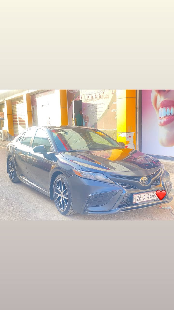 السلام عليكم    توجد سياره كامري موديل ٢٤ لون اسود se ماشيه  ٣٥ الف. بچم نظيف ما بيه اي ضرر. فقط   ضرر ب علامة تيوتا ب الصندوق  موجود الأصلي و موجود البديل 
 للبيع او مراوس ب هايلندر 
***********
