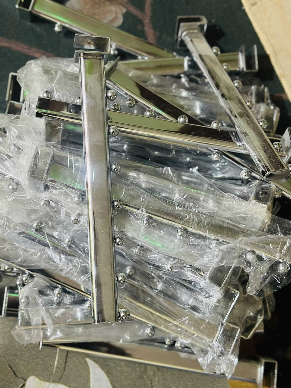 السلام عليكم ورحمة الله وبركاته الغراض للبيع خاص متواجد واتصال متواجد والشراي بيه خير ويدلل *********** قلعة سكر
