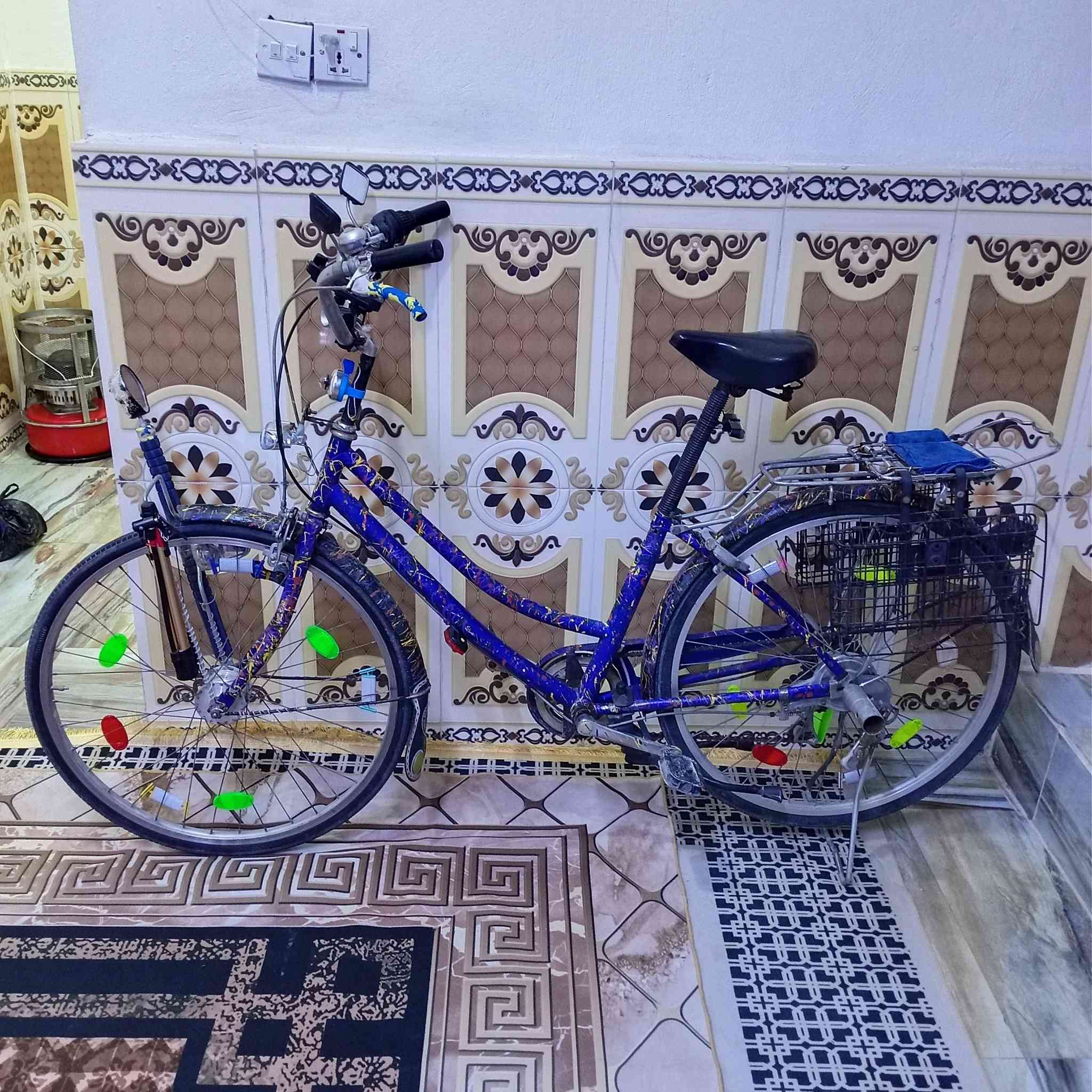 السلام عليكم بايسكل للبيع نظافه فول الباسكل اقبال عينك حجمو26 الاتصال على هاذا الرقم ***********
