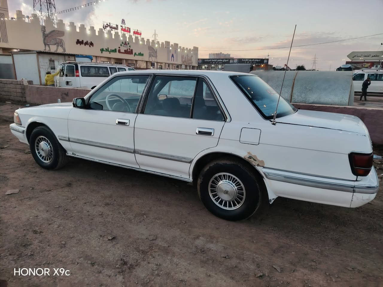 سيدان بلادي مكفولةمحرك كيرعادي تدفة تبريد كلة بلاد رقم بغداد نكليزي  العنوان ديالى المقداية السعر (68)(***********)0781 ) ‭0781 543 6145‬
