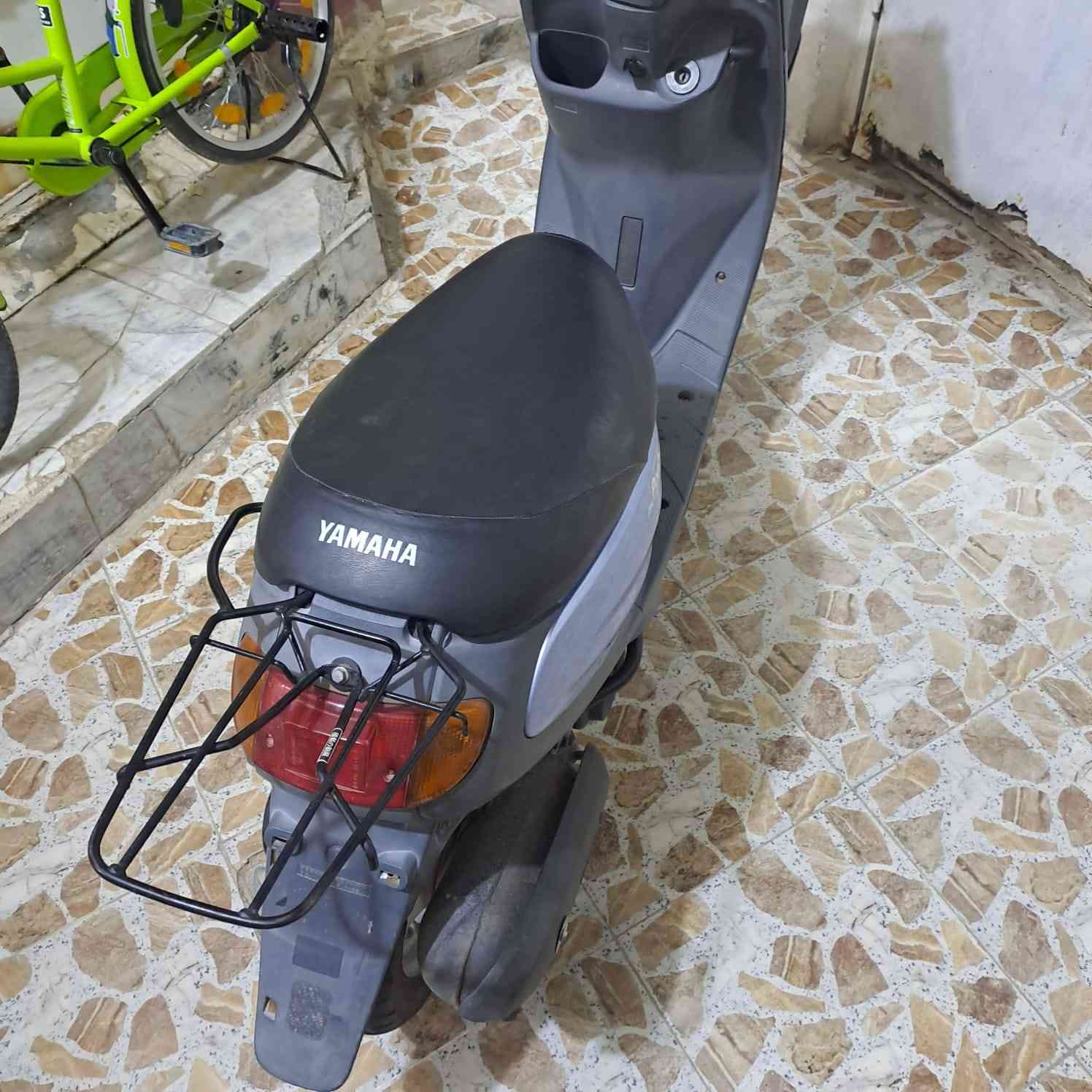 السلام عليكم دراجه للبيع مال حاويه مقفوله جديده الدراجه مال صالح وايد طالعه من المعرضر اتصال على الرقم ***********
