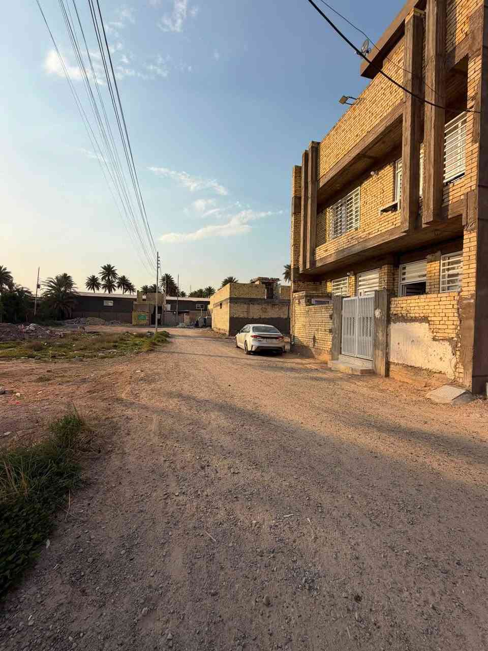 قطع اراضي للبيع سند 25 زراعي باسمي
الموقع داخل بغداد الكمالية بستان علي كمال  مجاور مدرسة البستان الاهلية /او المعوقين قرب المنتزه فرع مولده مالك
الاسعار بيهم مجال
84 مترب 26 مليون وبيها مجال
100 متر ب 33مليون بيها مجال
150 متر ب 49ونص مليون بيها مجال
200 متر ب 66مليون بيها مجال
الاسعار بيهم مجال
متوفر فيها جميع الخدمات ( ماء كهرباء مجاري تبليط )
للتواصل ***********
