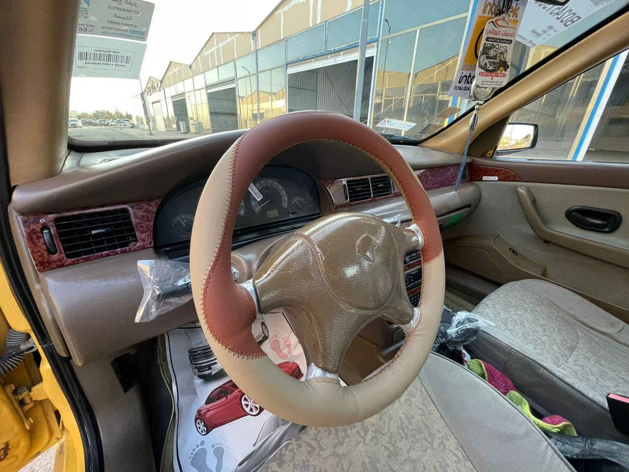 سلام عليكم ورحمة الله وبركاته اخوان سمند موديل 2011 ناقطة
كير ومحرك وكلج جدد صدر امامي اخلفي جديد تخم تاير جديد مشط سترين جديد كهربائيات كلهة شغالة غرفتهة جديدة سيارة متعوب عليها وكل نقص مبيها مكفولة من ضربة وتبديل فقط صبغ مكانات اثر خياس مصلح بيها عنوان بغداد العبيدي الرقم ‏‪***********‬‏

*********** 

السعر 42 وبيها مجال شي بسيط
