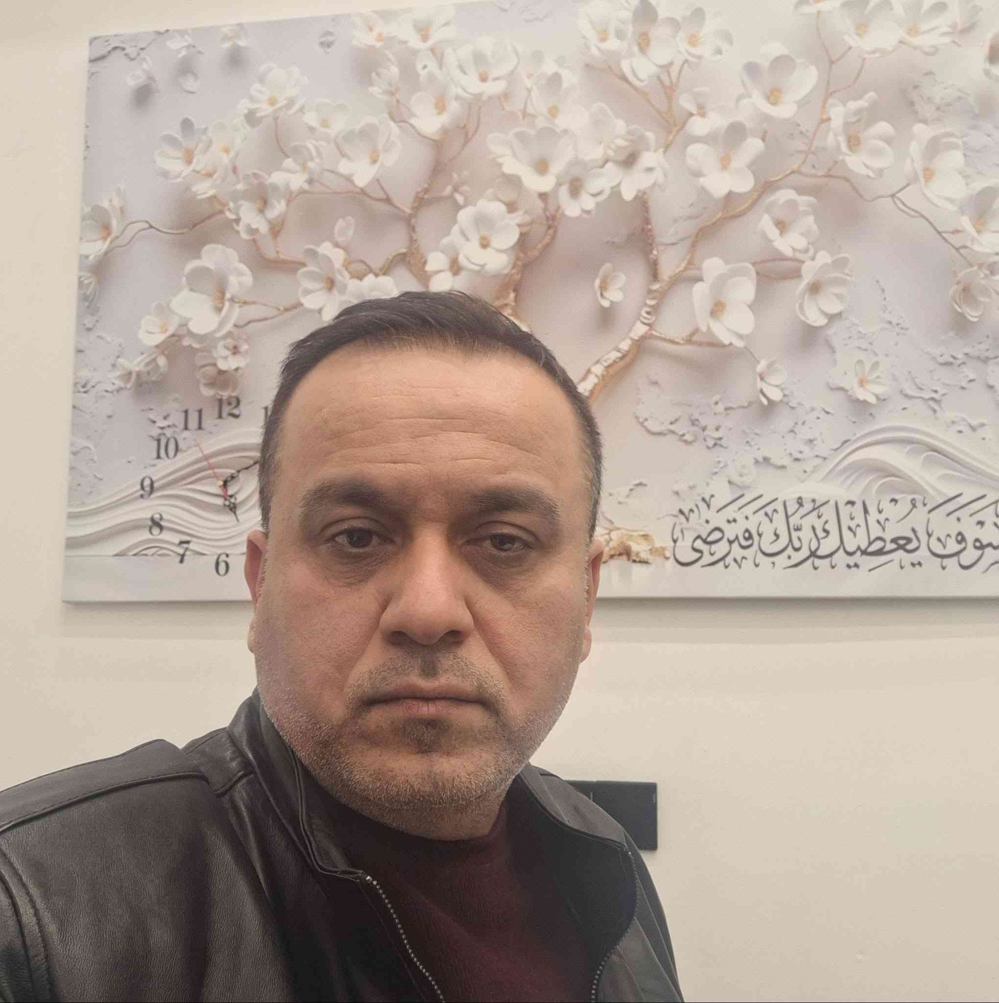 يتواجد غداً الثلاثاء وبعد غدٍ الأربعاء الدكتور #عــلي #حســام #الــدين #رشــيد أختصاصي الجراحة العامة والجراحة الناظورية M.B.Ch.B - H.D.G.S
- #جميع #العملــــيات #الجــــــراحية #علىٰ #الجـــناح #العــــــام
- جراحة الغدة الدرقية والثدي.
- جراحة المرارة بالناظور.
- جراحة الجهاز  الهضمي والكبد والأورام.
- جراحة الفتق والبواسير والفطر الشرجي.
- رفع الترهلات وتجميل البطن.

 العنوان / الحويجة شارع  الأطباء - فرع عمارة الأبرار - مجاور صيدلية الفارس .
للحجز والأستعلام الأتصال على الأرقام التالية :
 ***********
***********
***********
