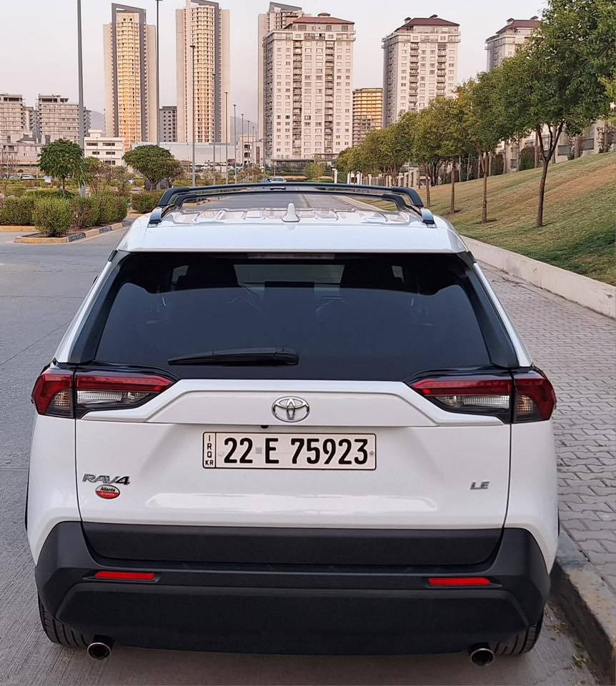 بسم الله الرحمن الرحيم
Toyota  RAV 4مواصفات LE موديل 2021 السيارة حيل نضيفة ماشية 75  الف (كيلو ) حادثها كلش خفيف بدون ايرباك رقم الشاصي والسونار موجود بالمنشور 
رقم اربيل  سنوية لحد 2029 مابيها اي نقص بشرط 

سايد بريك كهربائي 
نضام HOLD
شاشه ايباد
رادار تحديد مسار رادار امامي 
لايت عدسات زرع معروف شغلة ب 700$
نضام Sprot -Eco-Normal
السيارة حيل نضيفة جاهزة مابيها اي نقص بشرط كير محرك تبريد ايرباك كله بشرط مكاني تكريت سعر 205 للإستفسار ***********

