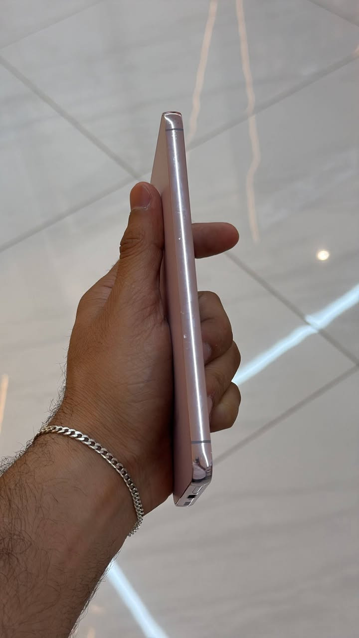 اس ٢٣ مكفول 
سعرن ٤٥٠ مستعجل ع بيعته


**إذا كنت صاحب هذا الإعلان وتريد حذفه لأي سبب، رجاءا أرسل رسالة إلى الدعم الفني**