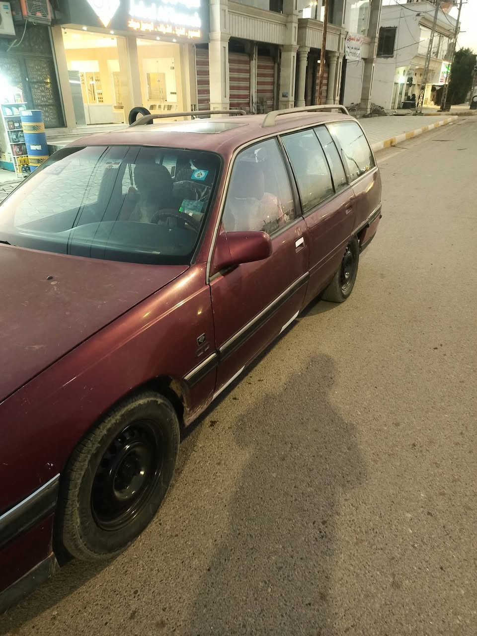 اوميكا استيشن للبيع موديل 92 كير محرك شرط  تحويل  السعر 30 وبي مجال بسيط  مكاني ديالى بعقوبة
رقمي/***********
