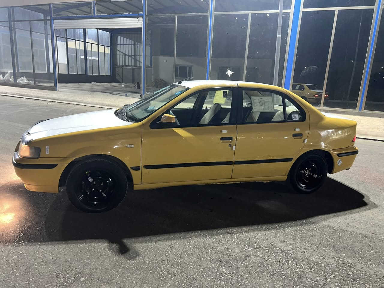 يا الله السلام عليكم 
سمند موديل 2011 محدثه 2017 بجم والضهر
سياره كفاله من الصبغ والضربه والتبديل بيها بارد جاملغ جهه السائق باقي السياره مكفوله من الضربه

كير مكينه جدد
تبريد ثلج
تتفئه
حداديه امامي خلفي جديده
تخم تاير جديد
دوشمه كشنات
دوشمه ارضيه
زنون اصلي
رقم انكليزي
مصفره هيئه وغرامات 
سنويه ل2028
سياره خير من الله 
جاهزه كلشي متصرف عليها

عارضها 39 بيها مجال قليل
للستفسار اتصل ***********
