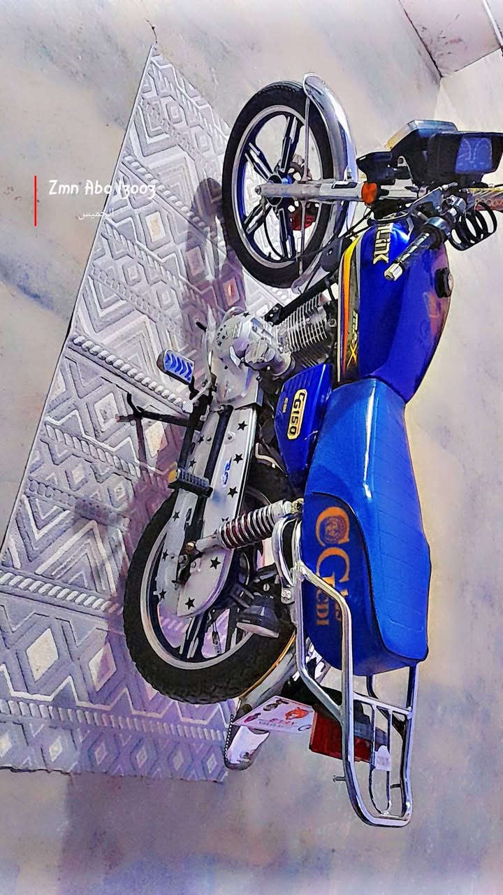 موديل  23  مكمرك
شاشه الاكترونيه
السعر   700 بي مجال 

*********** فقط وتساب او ماسنجر
