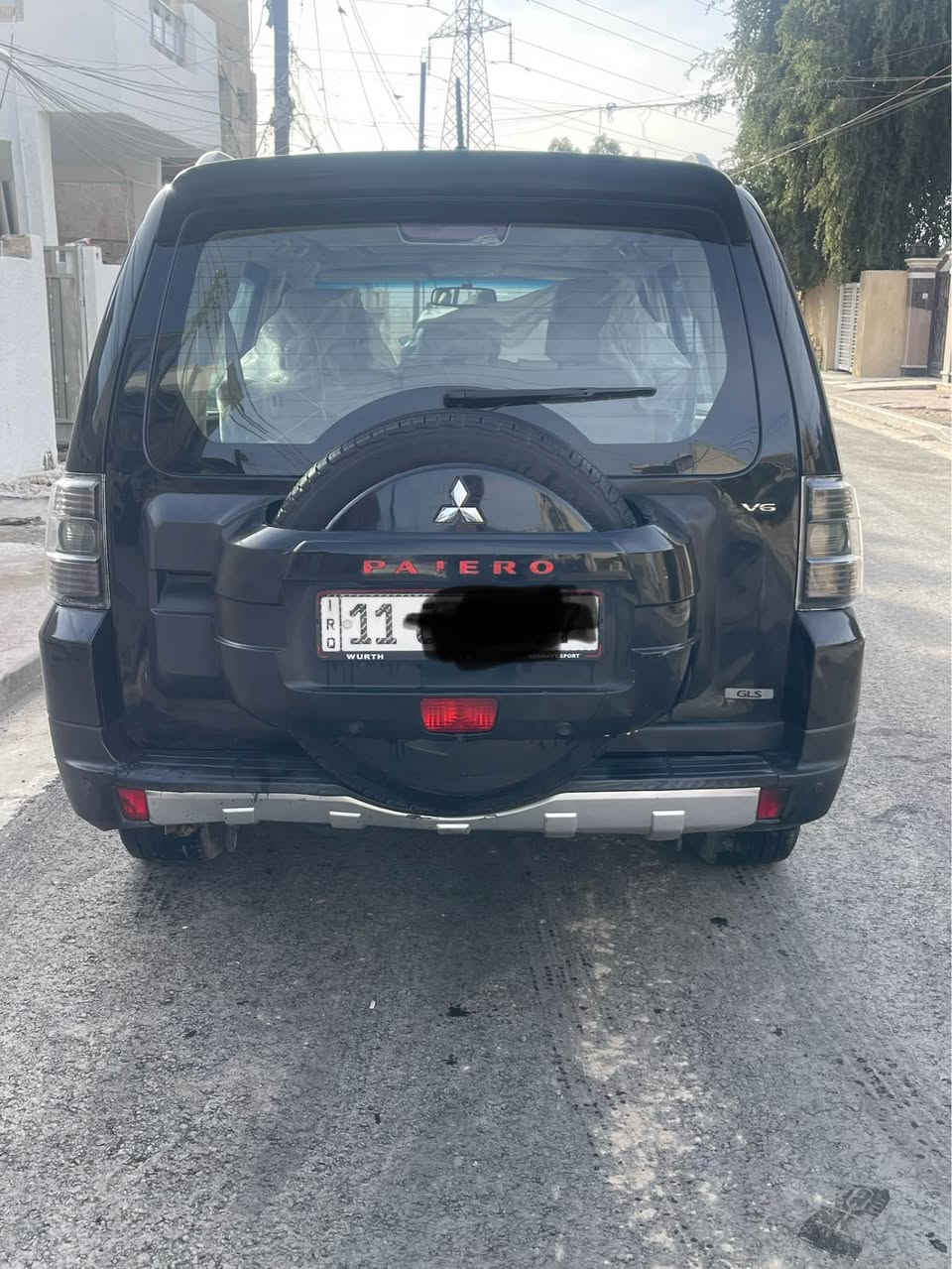 باجيرو 2008 للبيع او مراوس 
فول عدى الدمام 
مكينة 3000 وسيرفيس كامل من نوزلات بلاكات مجاول 
اللون اسود ملكي  بيها بس بنيد مصبوغ 
رقم بغداد انكليزي باسمي هزه جديدة 
كشنات كهرباء 
سلايد  فتحه 
تحكمات ستيرن جهتين 
غرفتها حلوه السياره 
السعر 125 
بغدادحي الاعلام 
*********** بغداد, العراق
