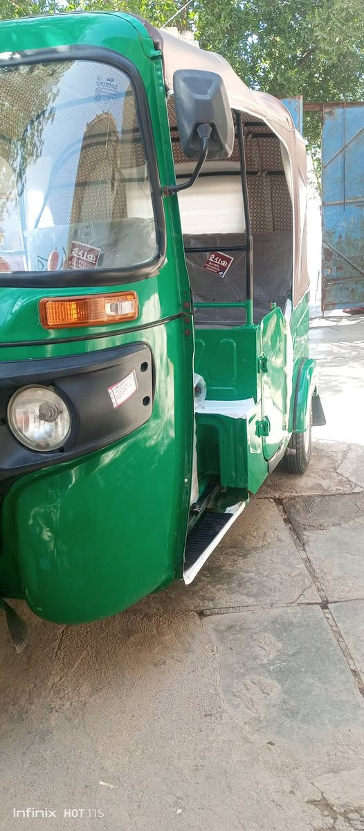 تكتك البيع مجفته شريكه 2021/11 البصره السعر سبع ونص مليون ***********
