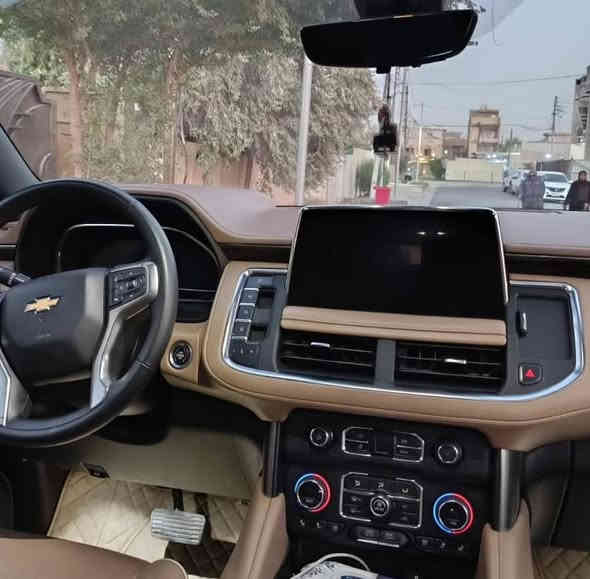 السلام عليكم 
تاهو ٢٠٢٢ بريميرا خليجي كفالة . 
فول ١/١ جكات دشبول الكتروني .
بانوراما مقاعد جلد اصلي .
جميع المقاعد امامي خلفي كهرباء .
مقاعد تدفئة تبريد .
ستيرن تدفئة تبريد حساسات أمامي خلفي .
كشن السائق هزاز شاشة العدادات دجيتل .
كاميرات ٣٦٠ درجة .
رادارات أمامية و خلفية و جانبية .
نقاط عمياء تشغيل عن بعد .
مانع تصادم تلقائي .
ثلاثة شاشات .
صندوق كهرباء.
خمس بصمات شاحن لاسلكي .
دوسات كهربائية .
جكات .
ثلاجة .
علامة شوفرليت اسود مضيئة .
وباقي مواصفات البريميرا المعروفة .
بارد على كد ثلاثة اصابع في الجاملغ الخلفي .
السعر 530 .
للاستفسار ***********
