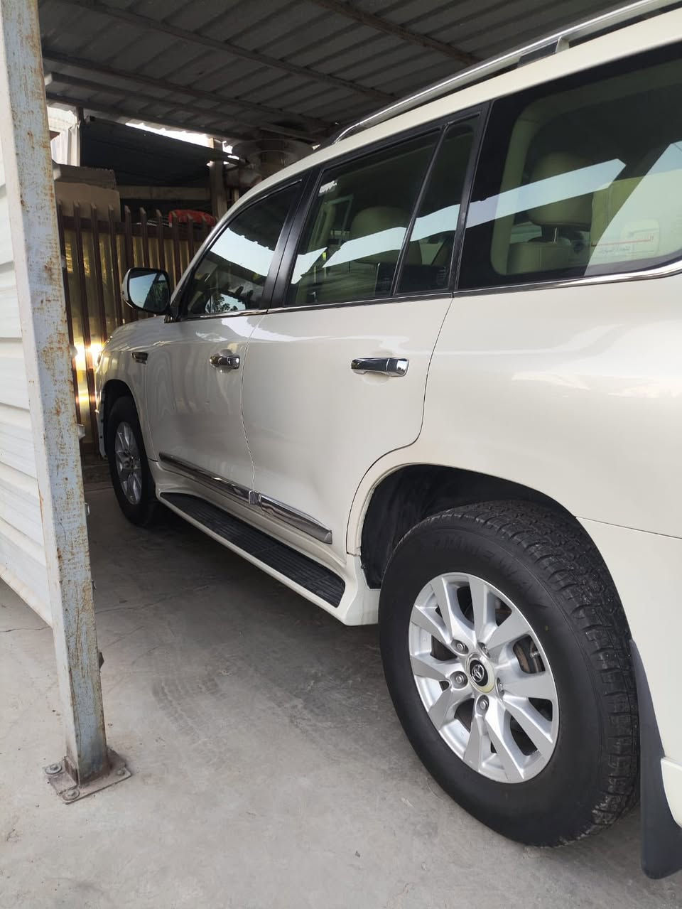 السلام عليكم  موديل 17 ماشيه 136 تفاصيل سونار موجود موجوده بغداد  سعر  380 اتصال ***********
