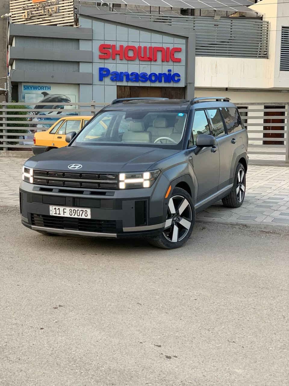 ياالله
السلام عليكم سنتافيا 2025 لمتد اوتبارك وارد امريكي

           الون : ( سمنتي طافي )

   المسافه المقطوعه : 9000 ميل 

   حالة الايرباك : دركه فقط

الضرر : صبغ حافة البنيد

حجم المكينه : 1600 تيربو + هايبرد 

                

#مواصفات

1. شاشه

2. كيجات دجيتل

3.كامرات 360

4.بانواما فتحتين

5. بصمه 

6.تشغيل عن بعد

7. رادارات 360

8. ايقاف ذاتي

9. ويل كب

10.بكلايت لد 

11.اشاير بالمري

12. هيترات بالكشنات خلفي امامي

13. تحديد مسار

14. نظام ايكو +سبورت + سمارت

15. هند بريك بصمه

16. اوتو هولد

17. لايتات زنون عدسه عالي ناصي

18. رادار امامي

19. صندوك كهرباء 

20. صندوك ذكي يفتح عند الاقتراب

21. قطعتين تبريد 

22. شفتات بالاستيرن

23.برادات خلفيه

24. حساسات خلفي امامي

25. كامرات 360 درجه 

26. كشنات جلد تدفئه تبريد

27. كشنات كهرباء 

28. كشن السايق ميمري 

29. فور ويل 4x4

30.نظام هترك 

31.اوتبارك تروح وتجي بالريمونت

32.كشنات خلفي كهرباء

33.سبعه راكب

 

السعر : الطلب في التعليقات سيأتي إليك مباشرة 🚓 

تفاصيل اكثر هذا رقمي *********** تحياتي 

مكاني بغداد
