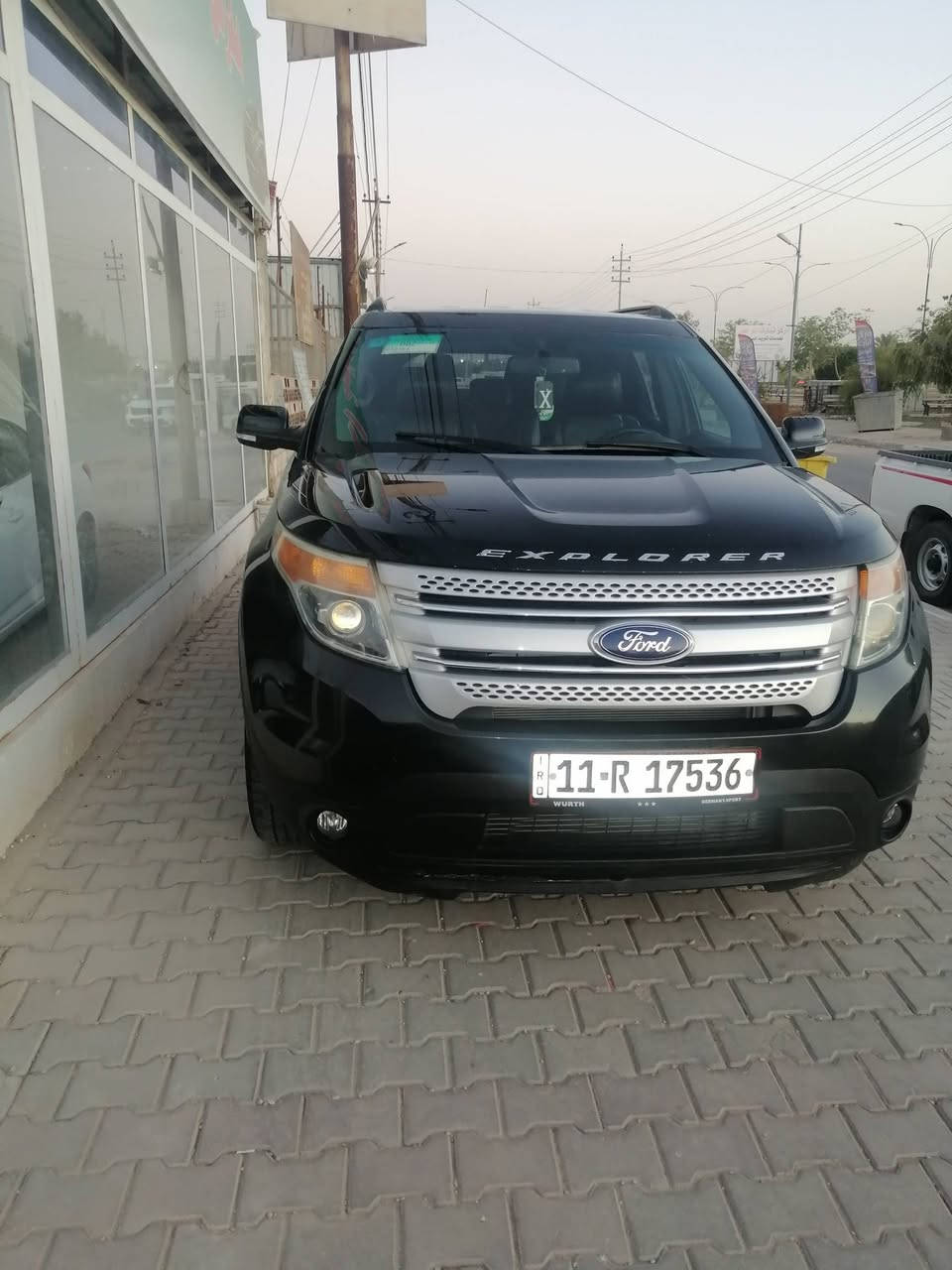 اكسبلور ١٣ كامل مواصفات ماعدا الفتحه صبغ باب خلفي بدون داخل السعر ١٥٠ بي مجال بيع او مراوس ***********
