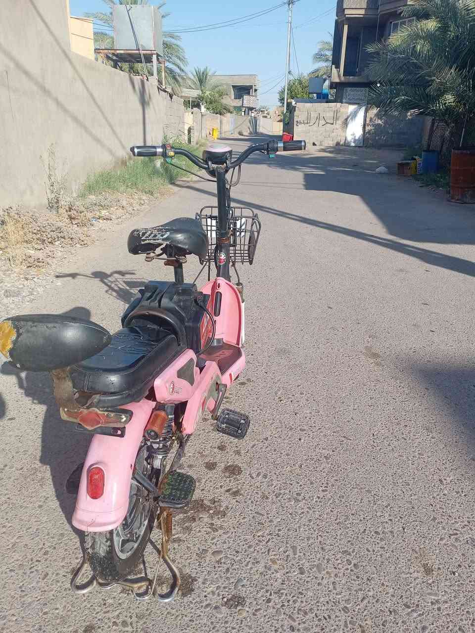 سلام عليكم موطور شحن للبيع
بطاريات بعدهن جدد والسعر 150 وبي مجال بصيط

العنوان الأنبار قضاء هيت حي امينه
للستفسار ع وتساب ***********
