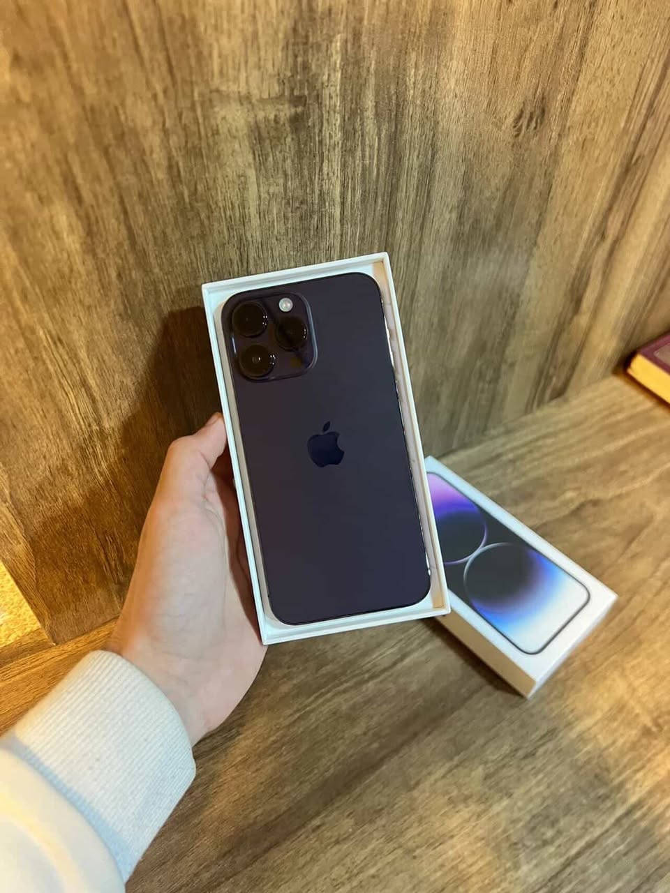 سلام عليكم ايفون 14 دبل سيم ذاكره 256 بطارية 89 جهاز جديد كلش سعر 830 مستعجل عل بيع جماعت 750 لا تجيني روح دور 13 (***********)
