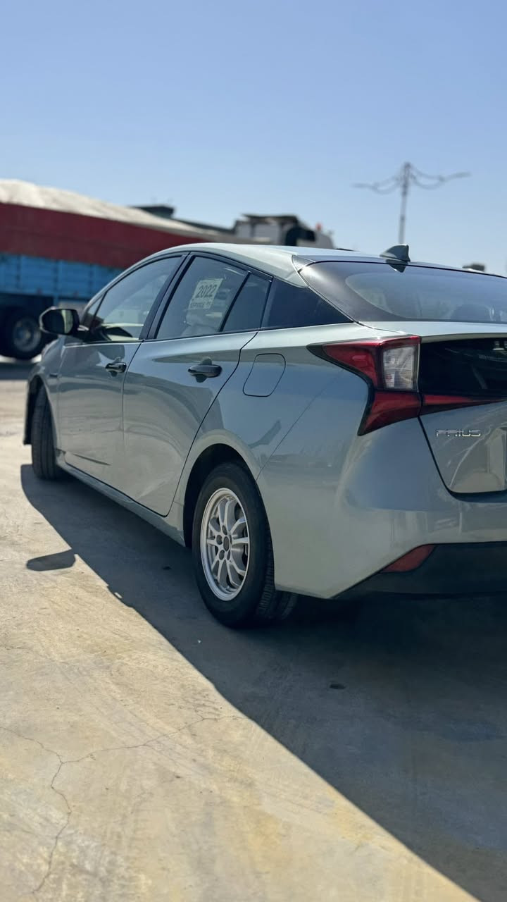 السلام عليكم  
بريوس 2022 
ضرر قطعتين صبغ فقط جامرلغ وبنيد 
بدون دواخل السيارة جديدة بمعنى الكلمة 
رقم بغداد تحويل ثاني يوم 
مواصفات نص فول مكينة كير صدورة كفالة 
تبريد كهربائيات كلها شغاله وجاهزة 
مكانها ديالى بعقوبة تقاطع القدس 

للاستفسار ***********
