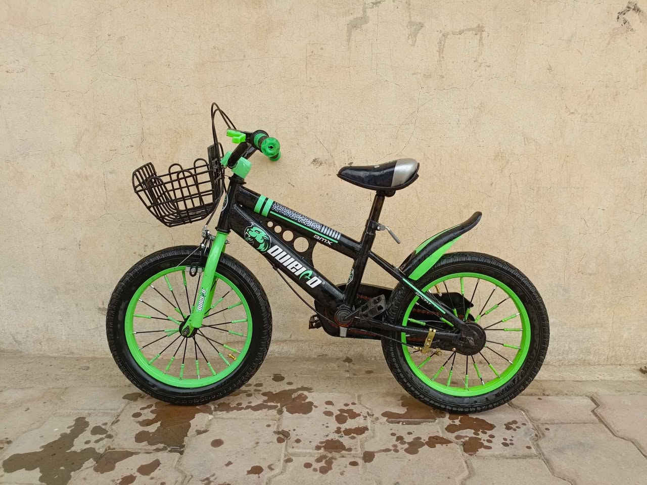 بايسكل أطفال جبلي حجم 16 نظافة 90 ٪
شراي تعال خاص و دزلي صورته كركوك, العراق


**إذا كنت صاحب هذا الإعلان وتريد حذفه لأي سبب، رجاءا أرسل رسالة إلى الدعم الفني**